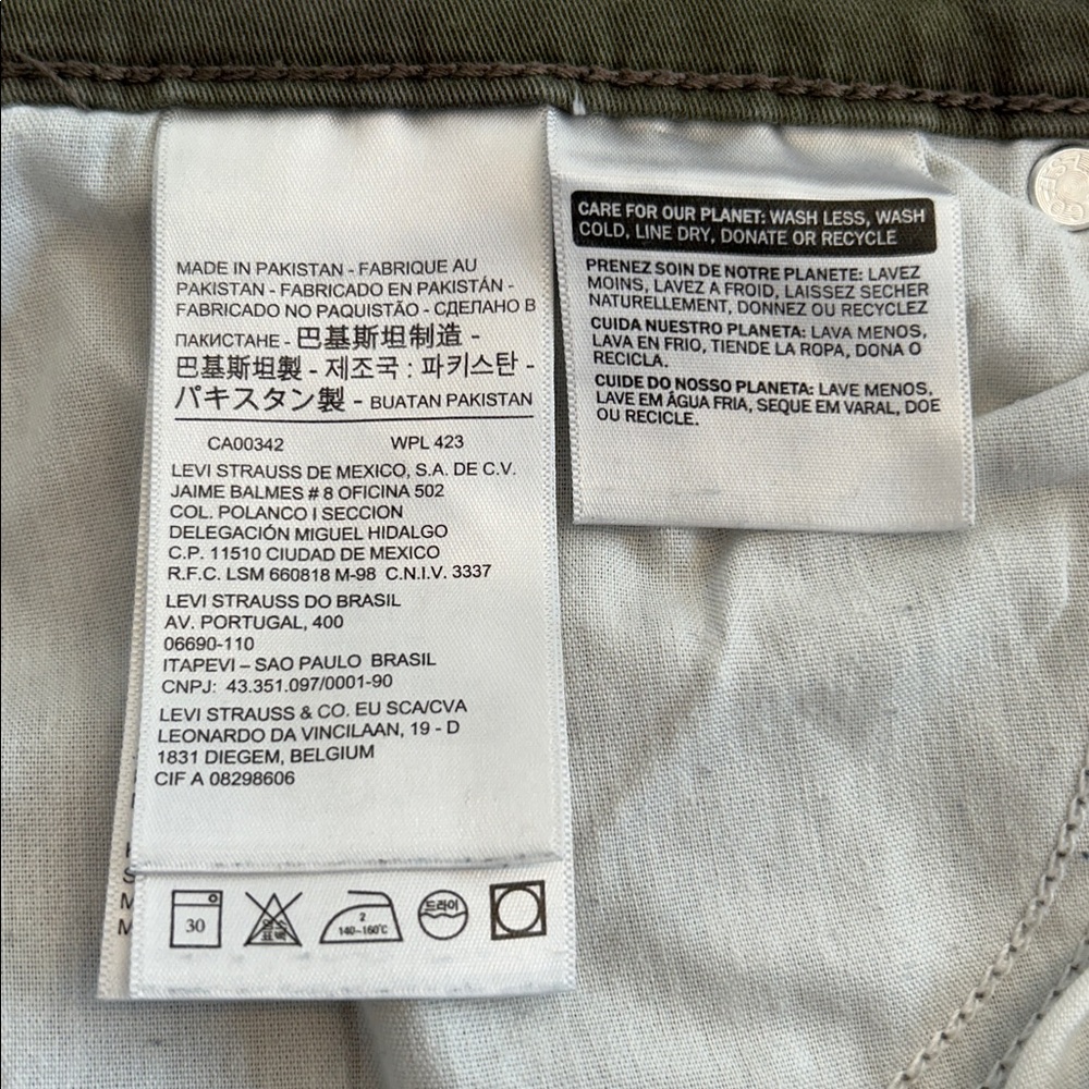 Levi's Women's 18W Green Camouflage Skinny Jeans - Picture 11 of 16